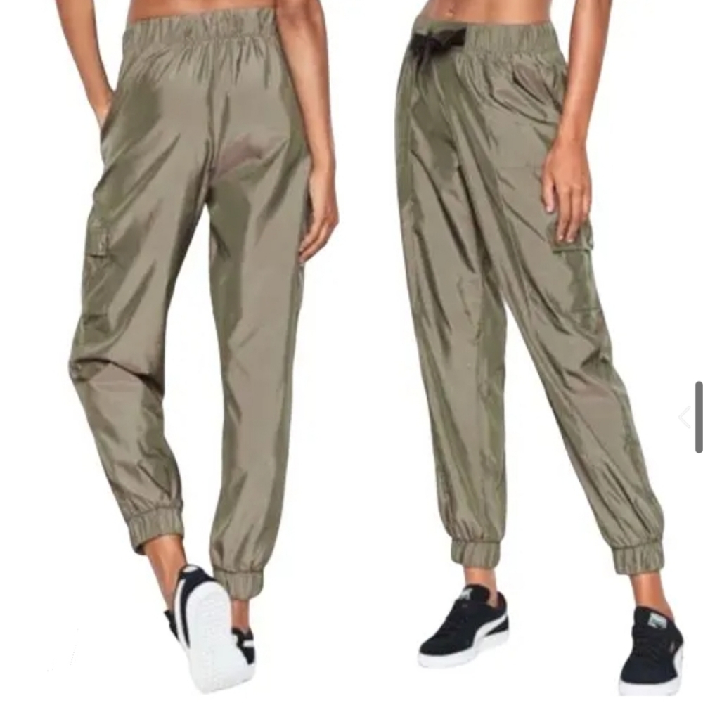 NWT Victoria's Secret Sport Windbreaker Cargo Pant Large